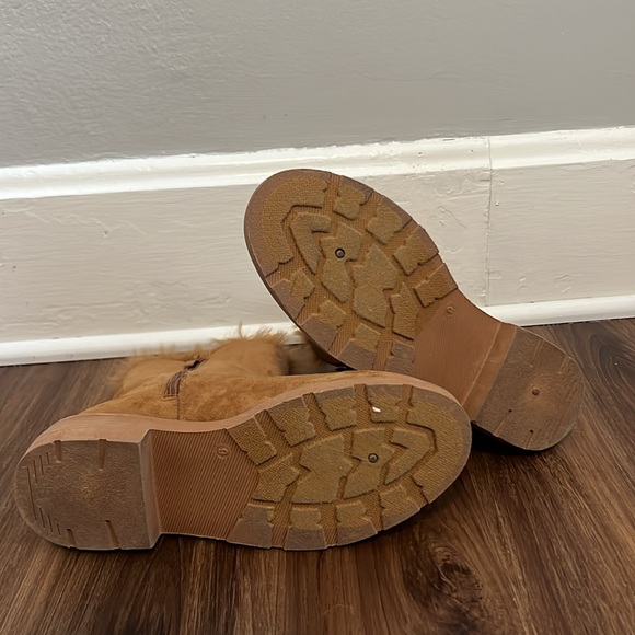 Olivia Miller Rosemary Faux Fur Tan Ankle Boots - Picture 4 of 6